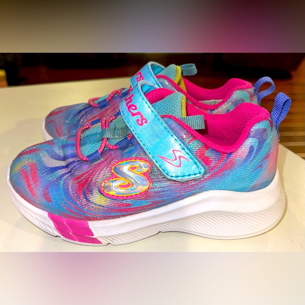 Skechers girls 8.5 Velcro pink purple blue